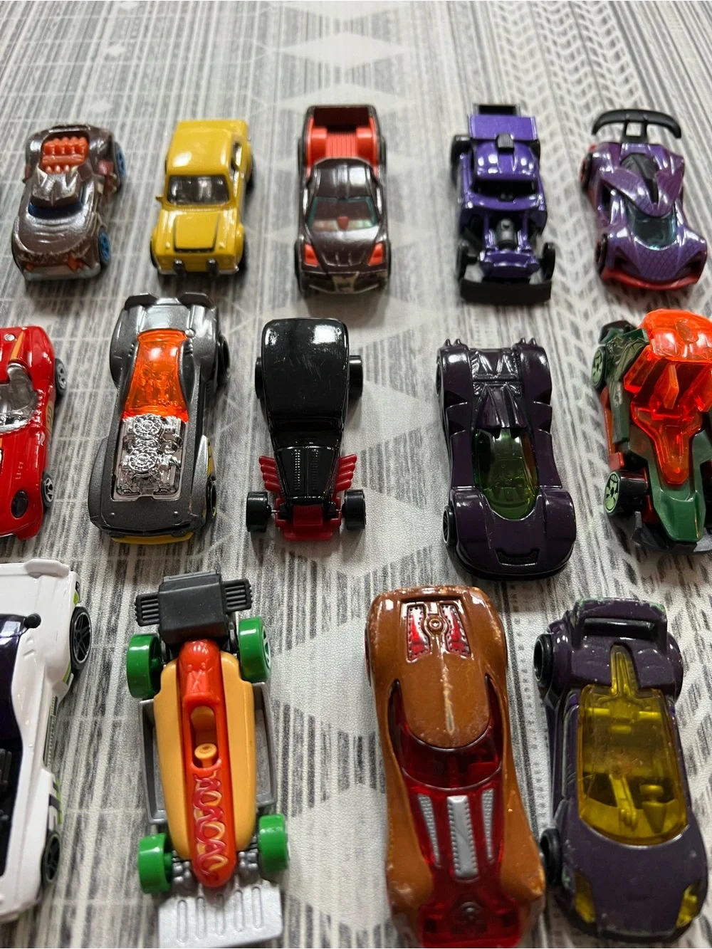 Hot wheels Car Set - Picture 3 of 7